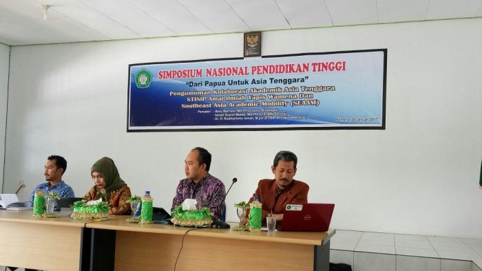 Simposium Pendidikan Tinggi (Koleksi STISIP Amal Ilmiah Yapis Wamena)